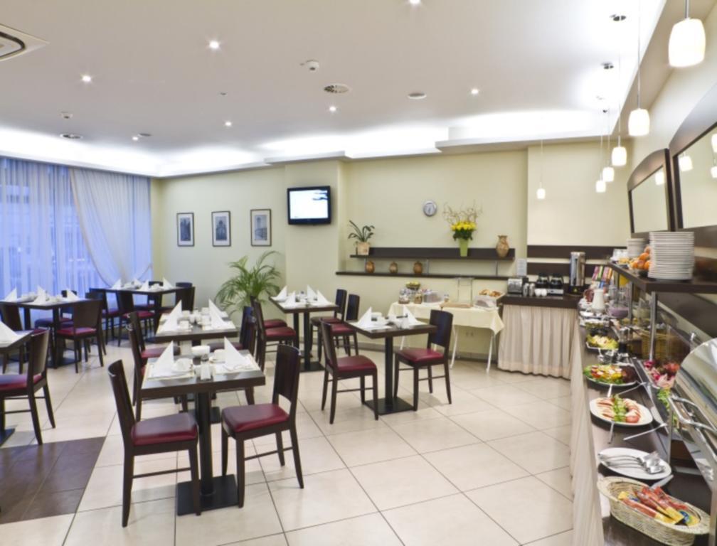 Ivbergs Hotel Messe Nord เบอร์ลิน ภายนอก รูปภาพ