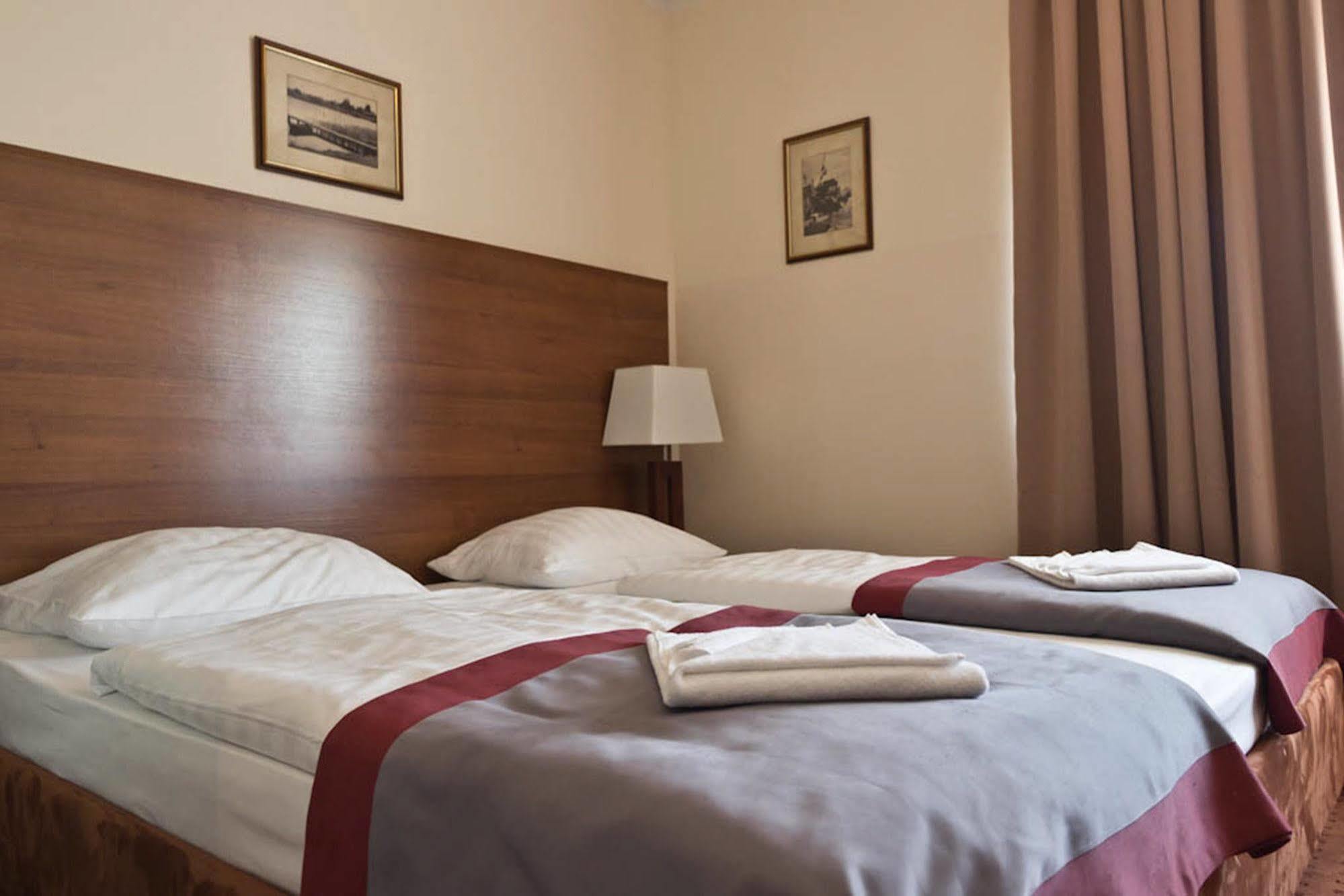 Ivbergs Hotel Messe Nord เบอร์ลิน ภายนอก รูปภาพ